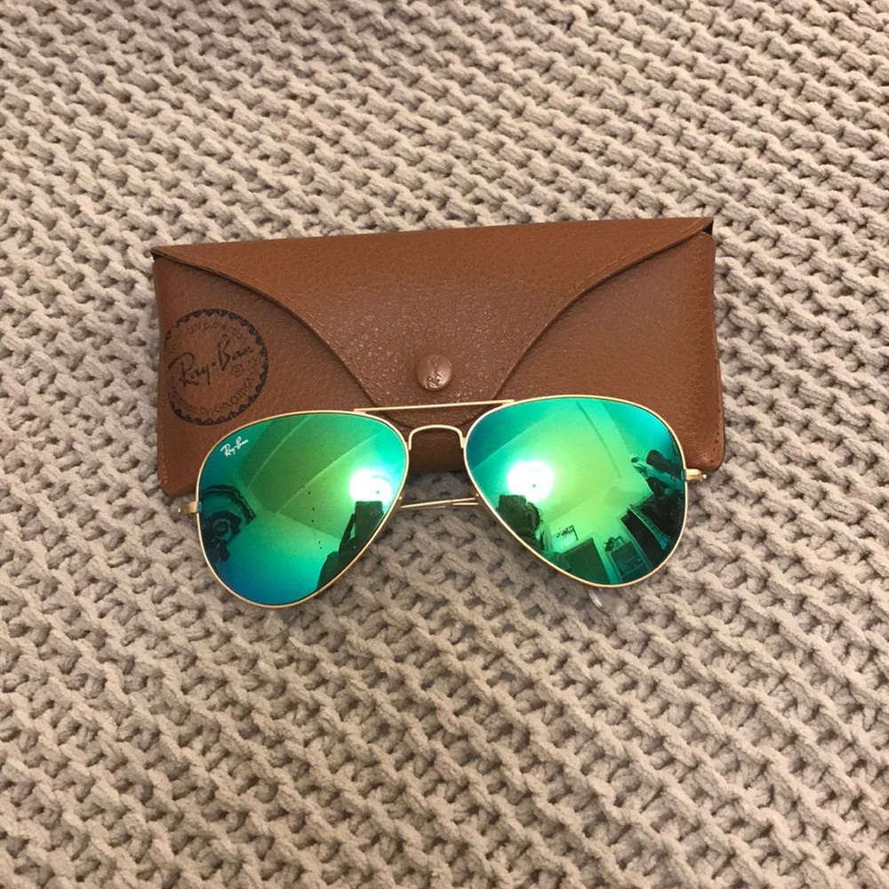 Ray Ban green reflective aviators (w/ case)